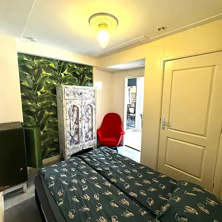 Friend Zone Apartment Zaandam